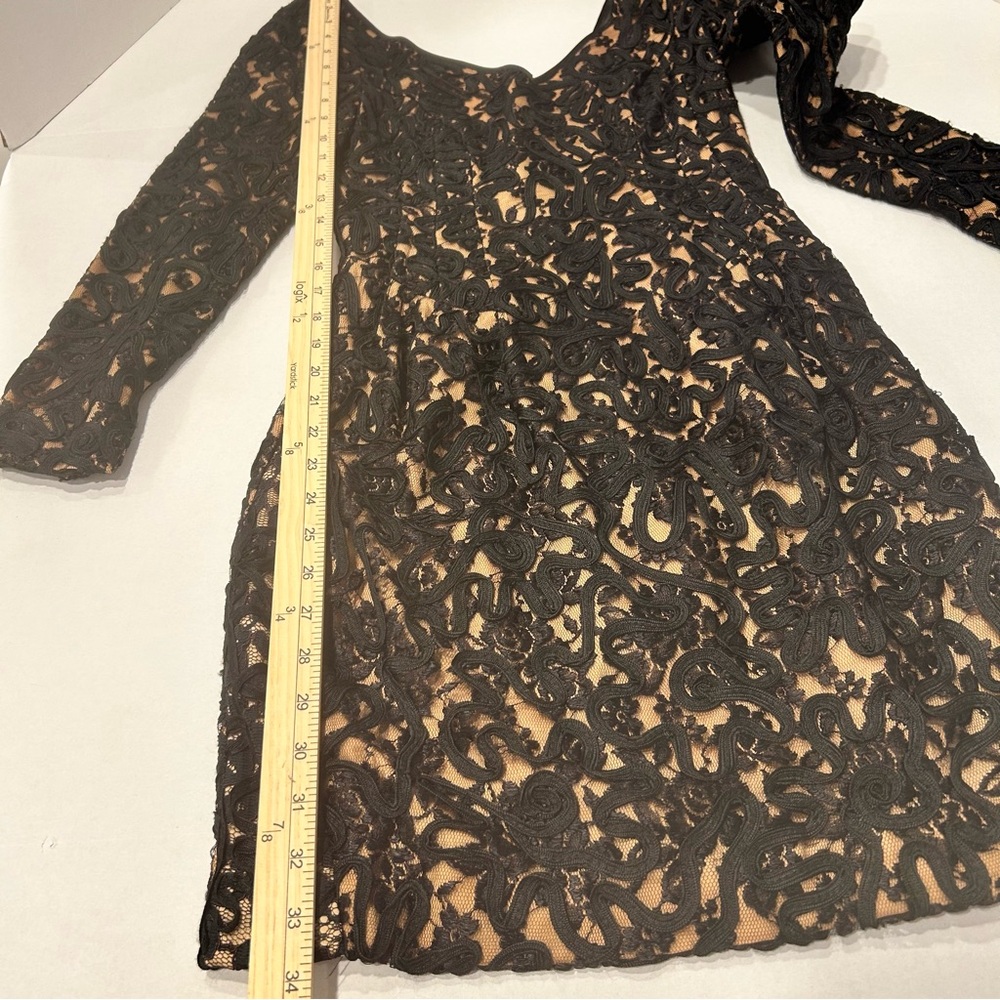 Carmen Marc Valvo Black/Nude Size 4 - Picture 6 of 16
